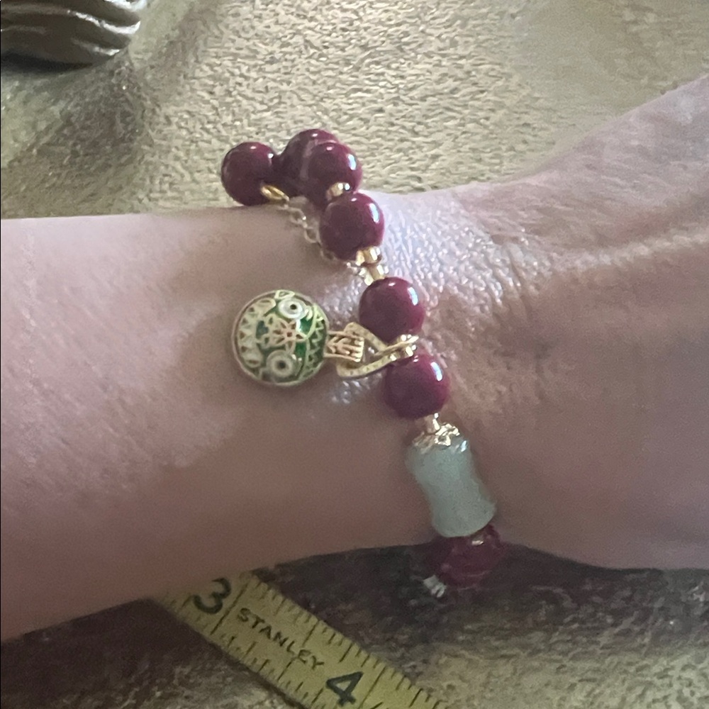 #1466** Natural Sand Cinnabar Beaded W/ Green Dragon Face Gold Plated Bracelet - Picture 3 of 9